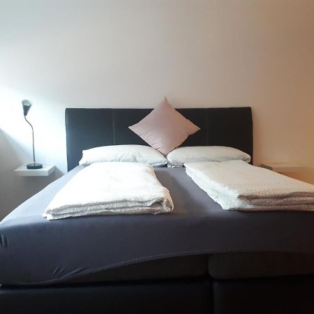Central Apartment Nuernberg Esterno foto