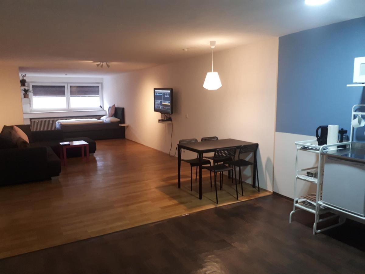 Central Apartment Nuernberg Esterno foto