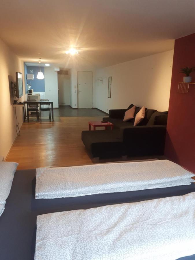 Central Apartment Nuernberg Esterno foto